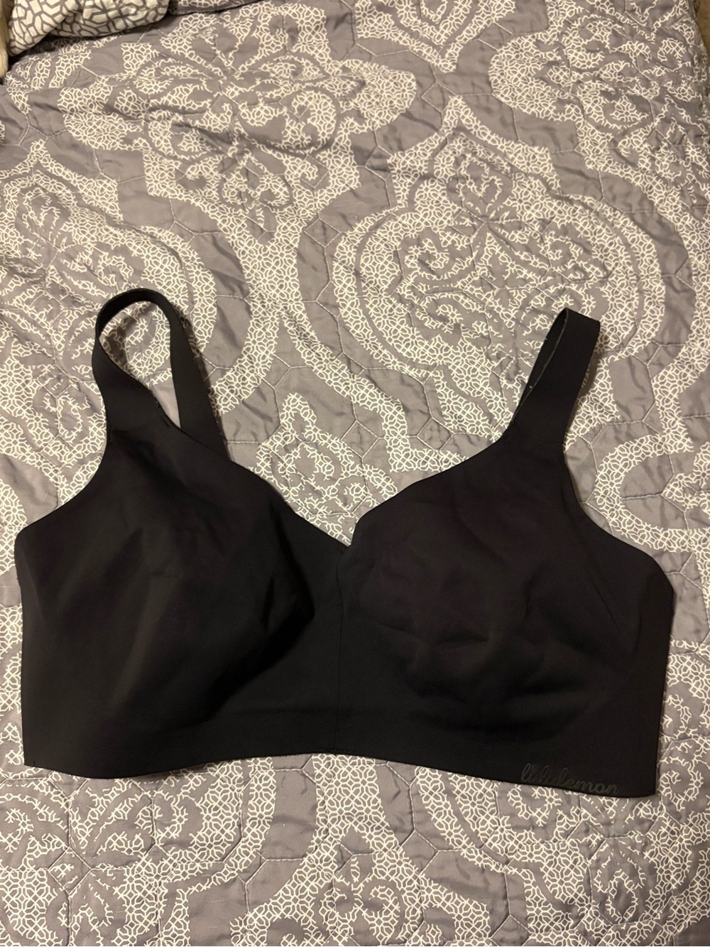 lululemon athletica Black Seamless Wireless Bra